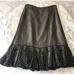 Loft black and white dot ruffle skirt size 8